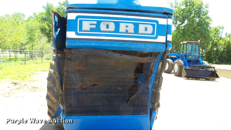 image for item ET9707 Ford 7700 tractor