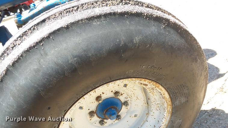 image for item ET9707 Ford 7700 tractor