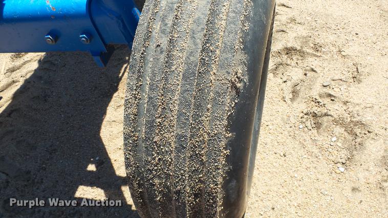 image for item ET9707 Ford 7700 tractor