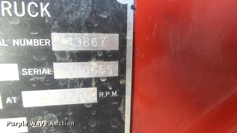 image for item ET9716 1951 International L110 pickup truck