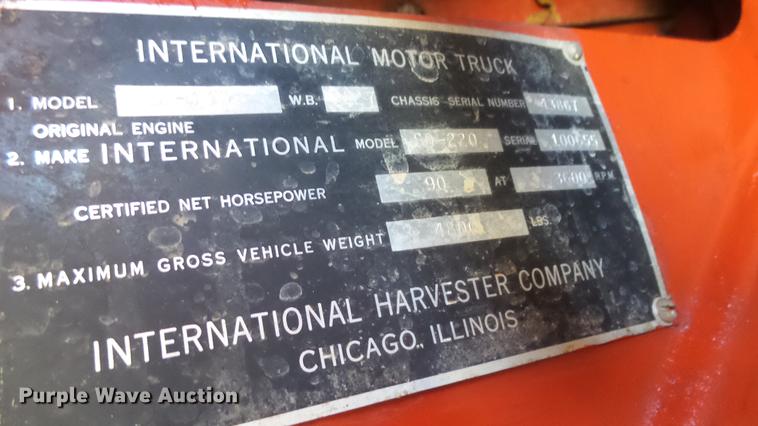 image for item ET9716 1951 International L110 pickup truck