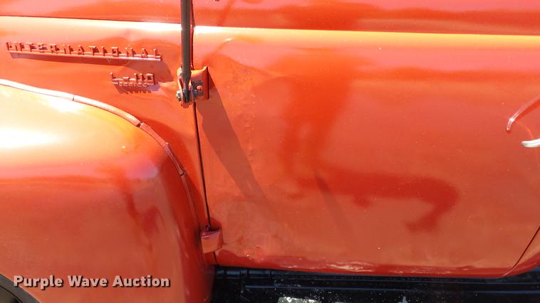 image for item ET9716 1951 International L110 pickup truck