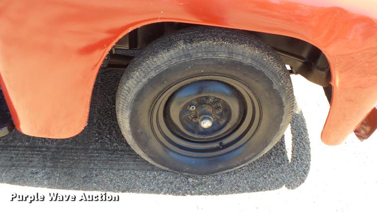 image for item ET9716 1951 International L110 pickup truck