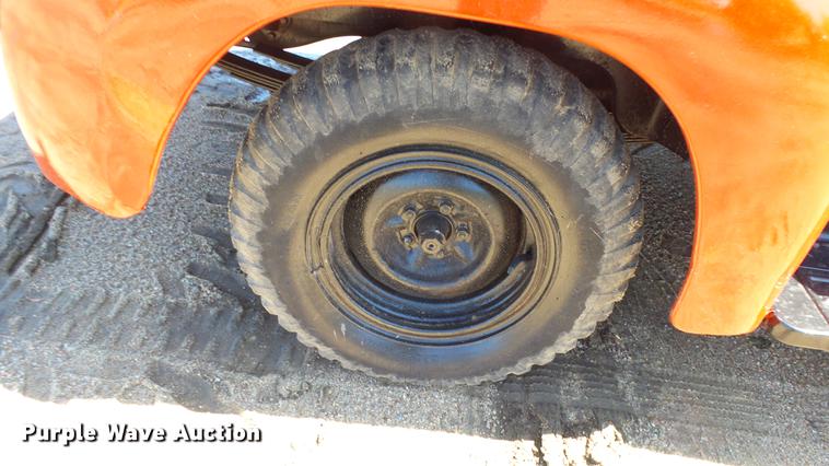 image for item ET9716 1951 International L110 pickup truck