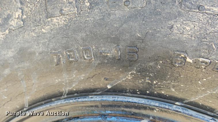 image for item ET9716 1951 International L110 pickup truck