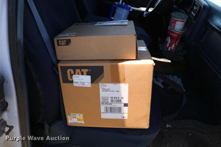 image for item EW9116 (2) Caterpillar tires