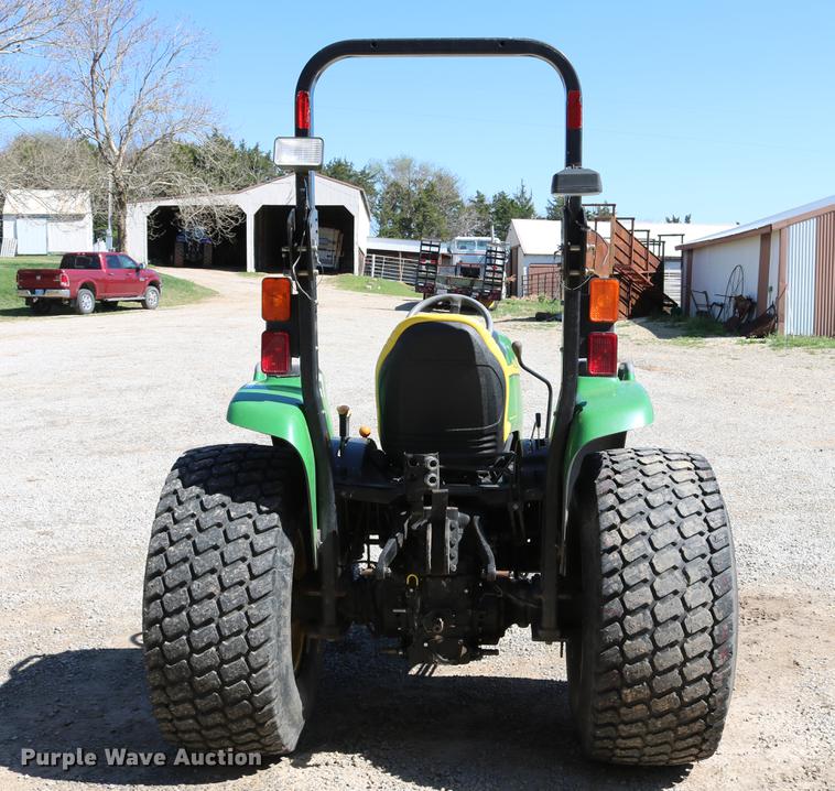 image for item EW9229 2006 John Deere 4520 MFWD tractor