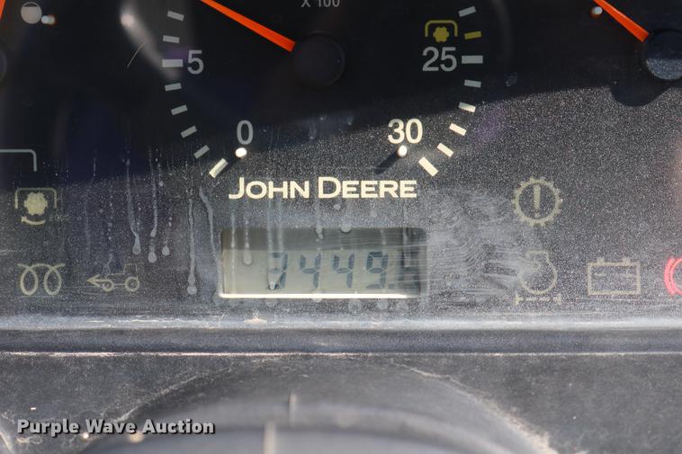 image for item EW9229 2006 John Deere 4520 MFWD tractor