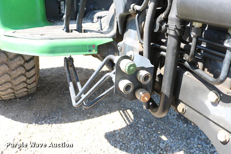 image for item EW9229 2006 John Deere 4520 MFWD tractor