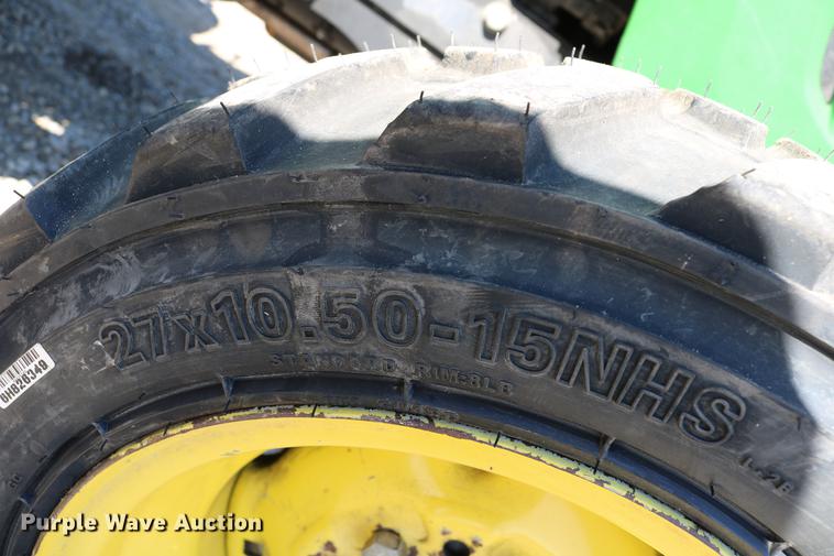 image for item EW9229 2006 John Deere 4520 MFWD tractor