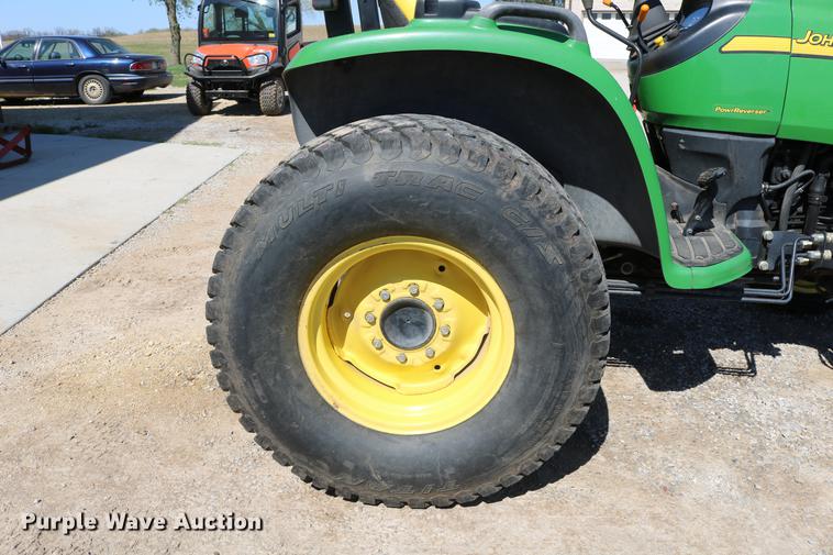 image for item EW9229 2006 John Deere 4520 MFWD tractor