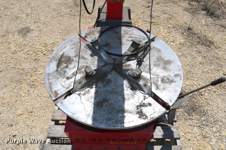 image for item EW9232 2005 Nation C233BIT rim clamp tire machine