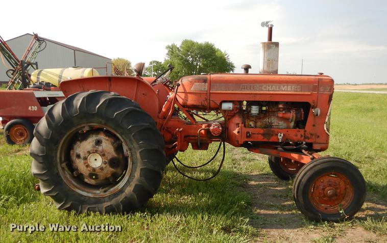 image for item J5552 1967 Allis Chalmers D17 Series IV tractor