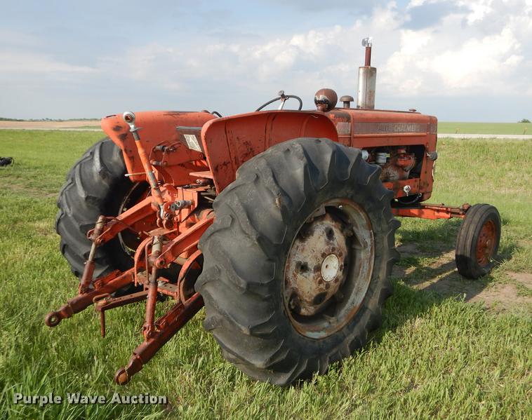image for item J5552 1967 Allis Chalmers D17 Series IV tractor