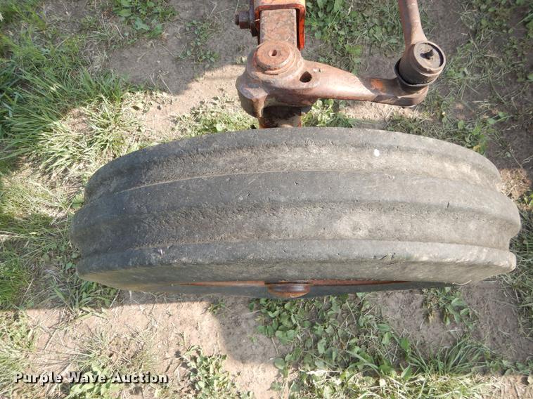 image for item J5552 1967 Allis Chalmers D17 Series IV tractor