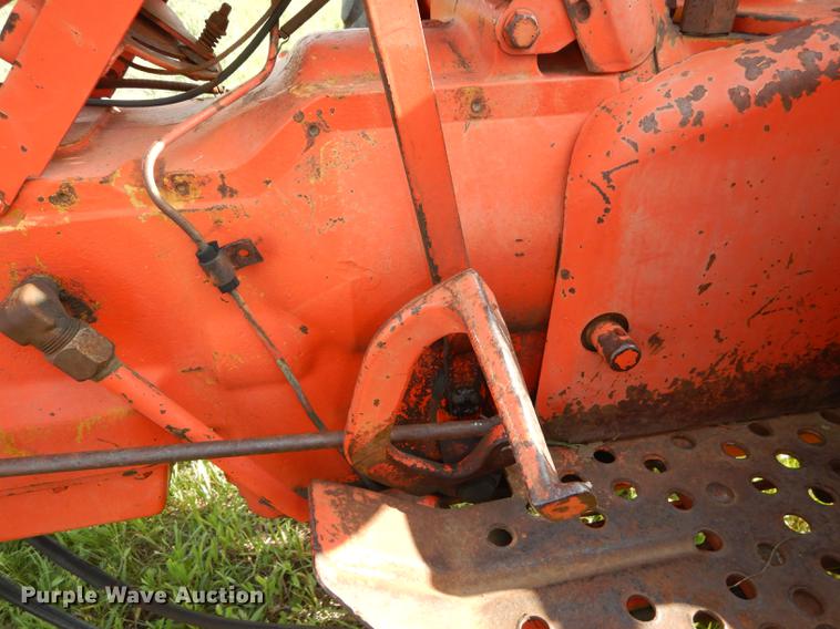 image for item J5552 1967 Allis Chalmers D17 Series IV tractor