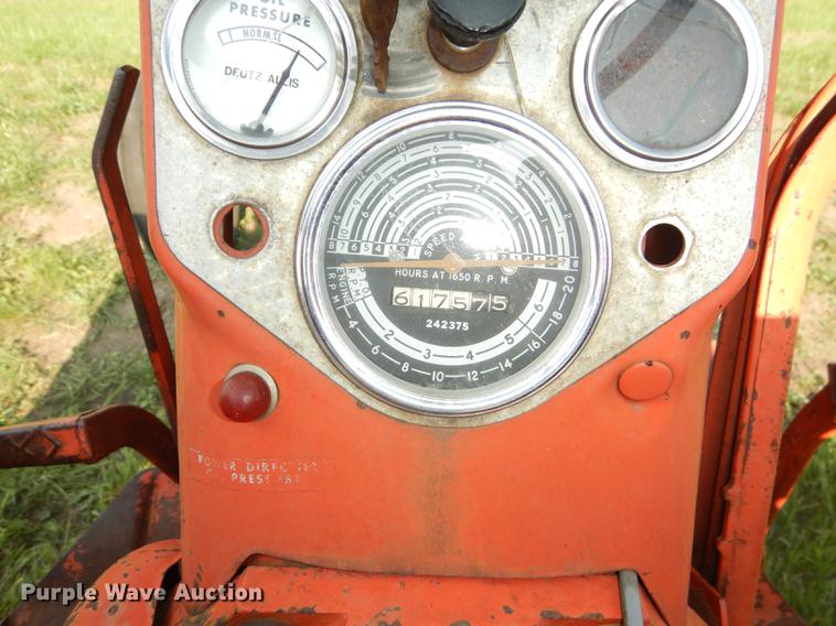 image for item J5552 1967 Allis Chalmers D17 Series IV tractor