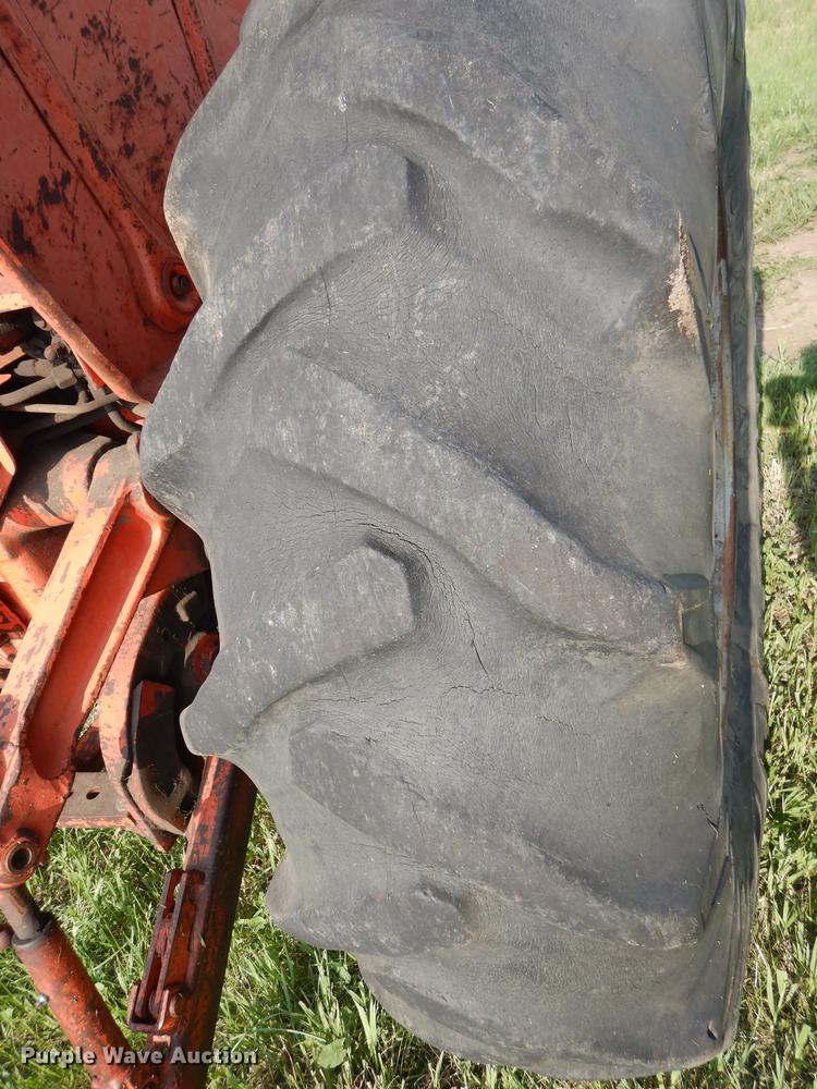 image for item J5552 1967 Allis Chalmers D17 Series IV tractor