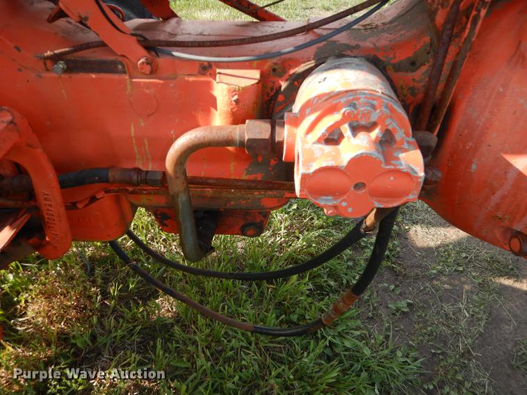 image for item J5552 1967 Allis Chalmers D17 Series IV tractor