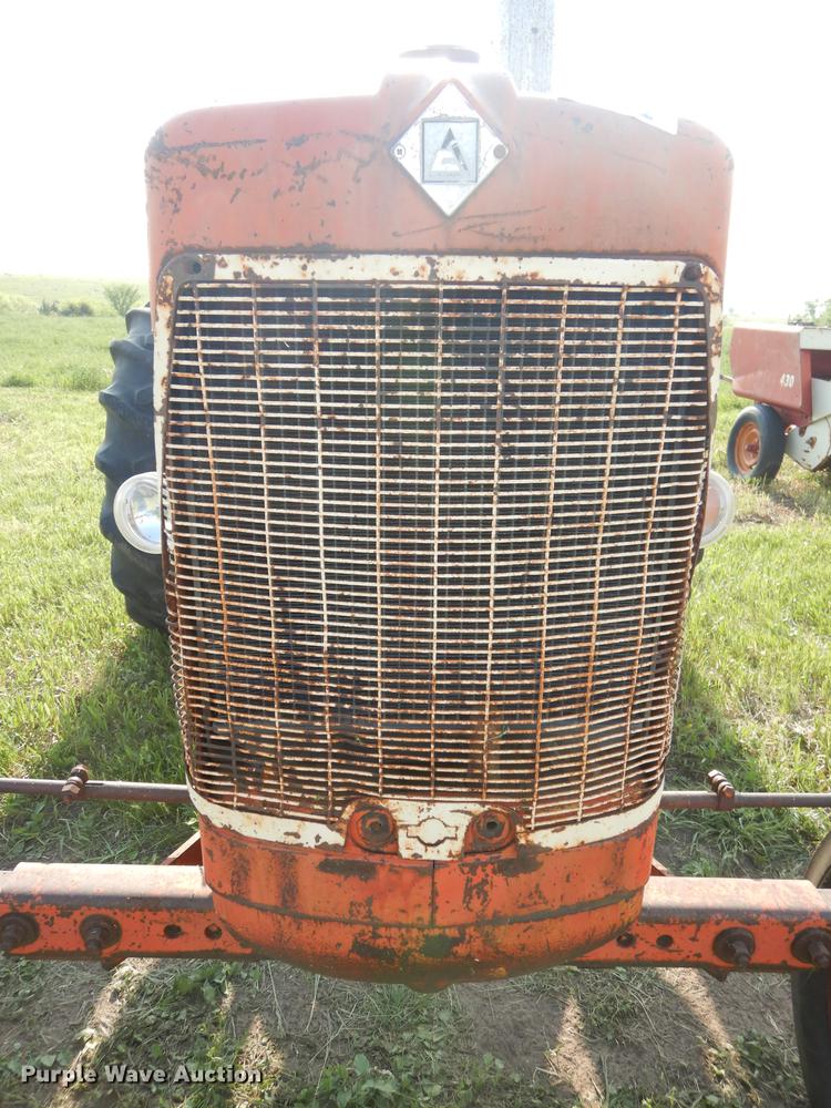 image for item J5552 1967 Allis Chalmers D17 Series IV tractor