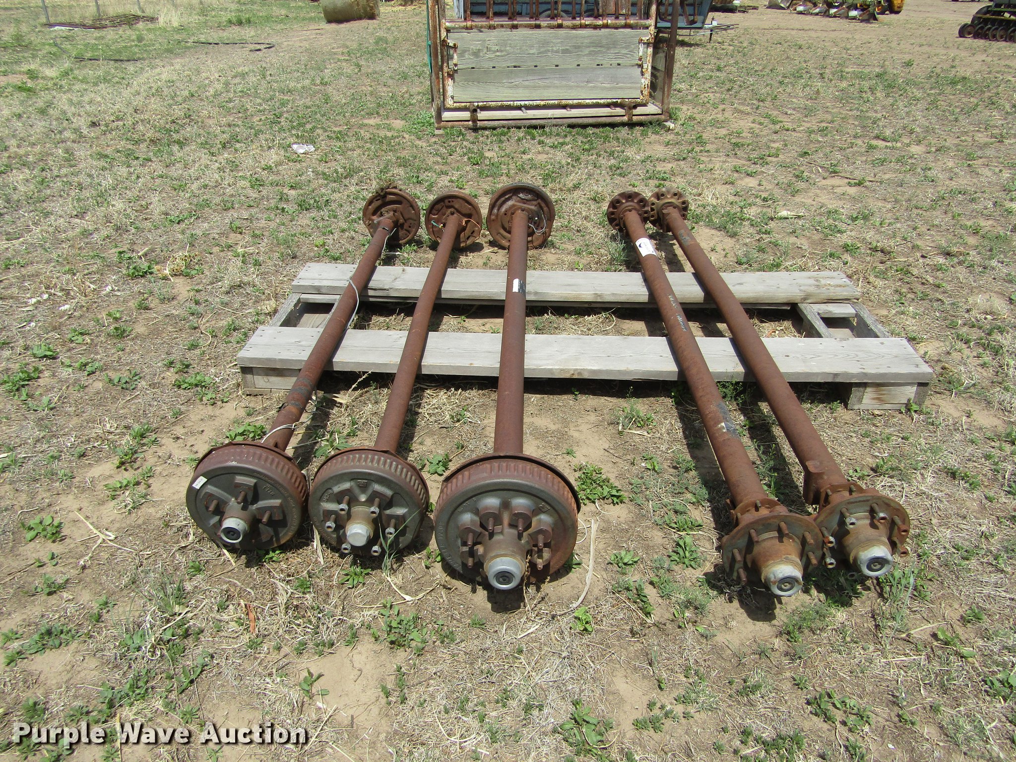Trailer house axles in Dodge City, KS Item DE6791 sold Purple Wave