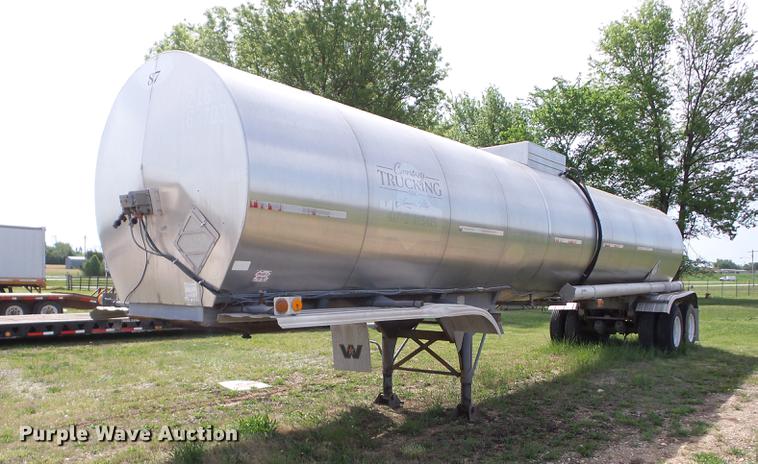 image for item BI9554 1981 Kari Kool CKT tank trailer