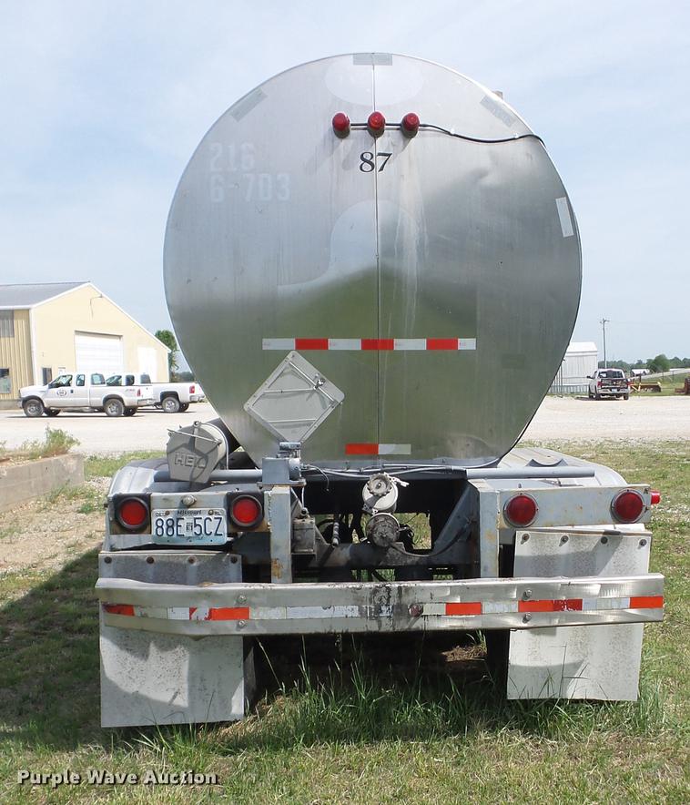 image for item BI9554 1981 Kari Kool CKT tank trailer