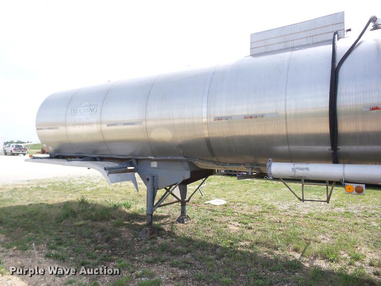 image for item BI9554 1981 Kari Kool CKT tank trailer