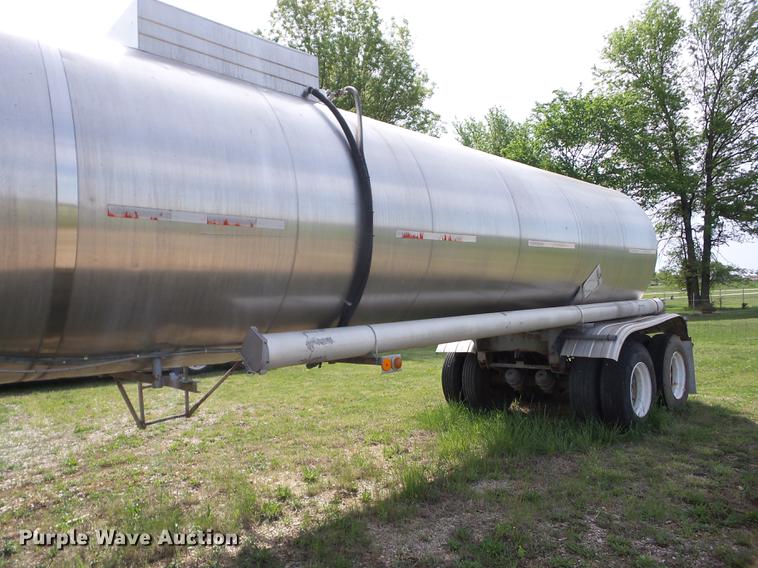 image for item BI9554 1981 Kari Kool CKT tank trailer