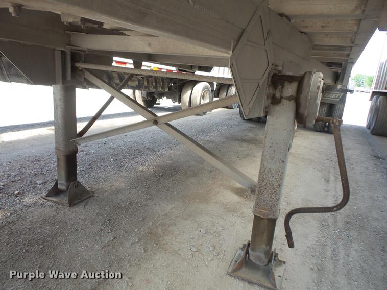 image for item DB6146 2008 East end dump trailer