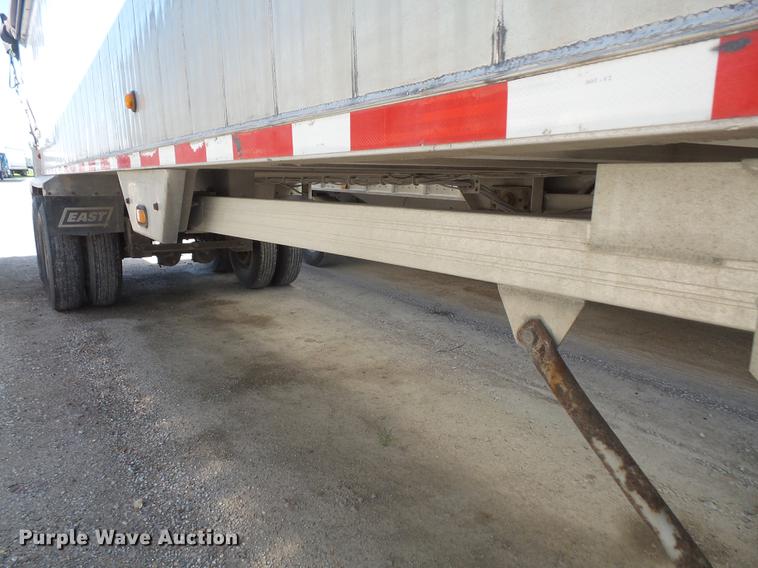 image for item DB6146 2008 East end dump trailer
