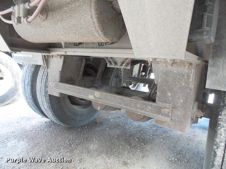 image for item DB6146 2008 East end dump trailer