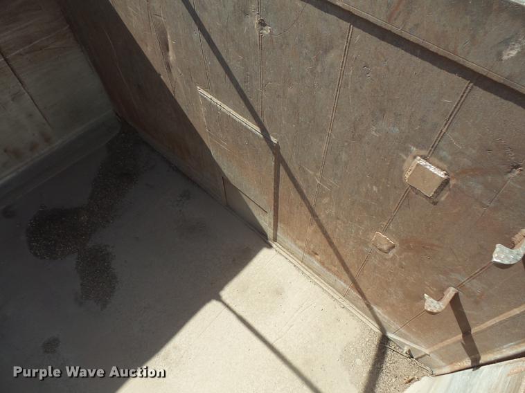 image for item DB6146 2008 East end dump trailer