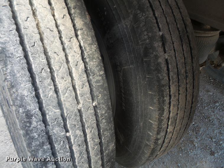 image for item DB6146 2008 East end dump trailer