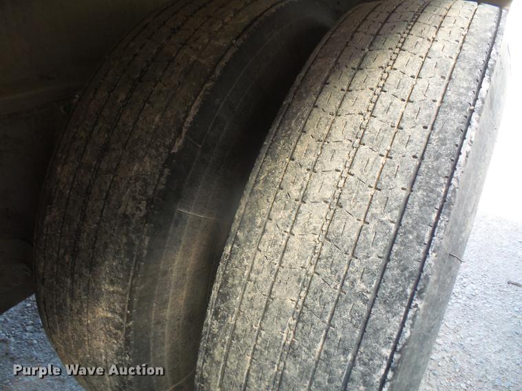 image for item DB6146 2008 East end dump trailer