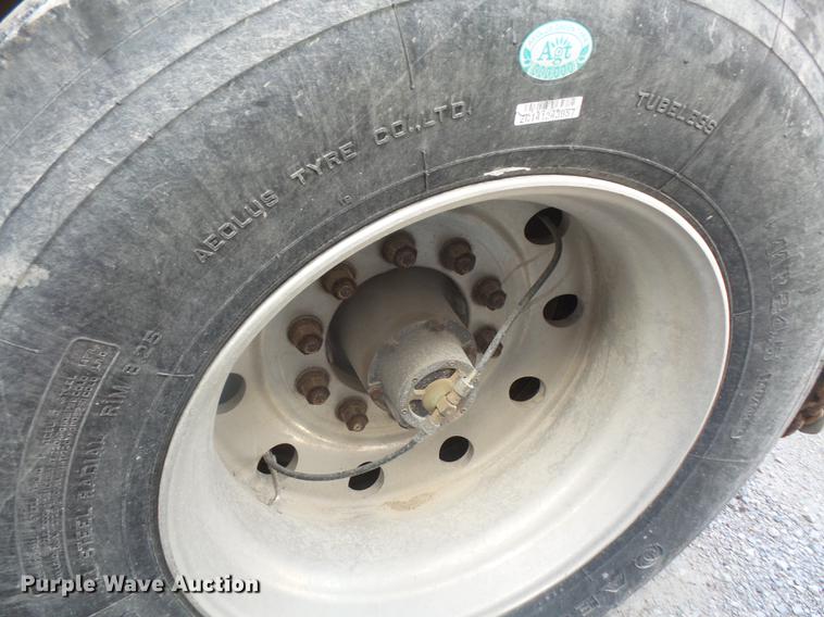 image for item DB6146 2008 East end dump trailer