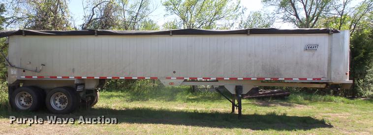 image for item DB6159 2002 East end dump trailer
