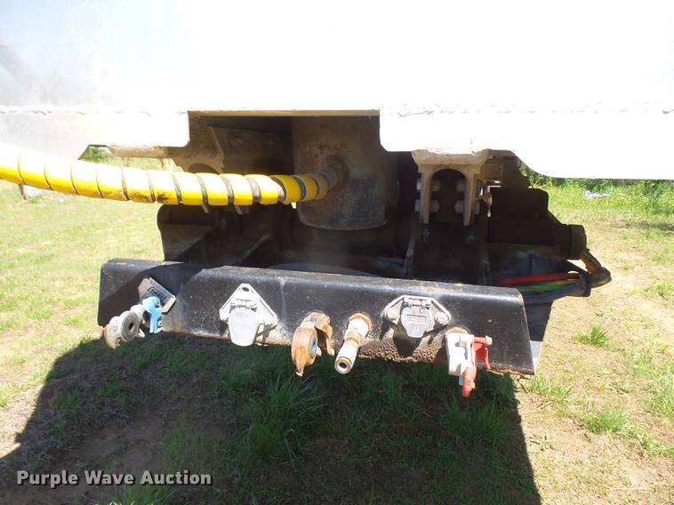 image for item DB6159 2002 East end dump trailer