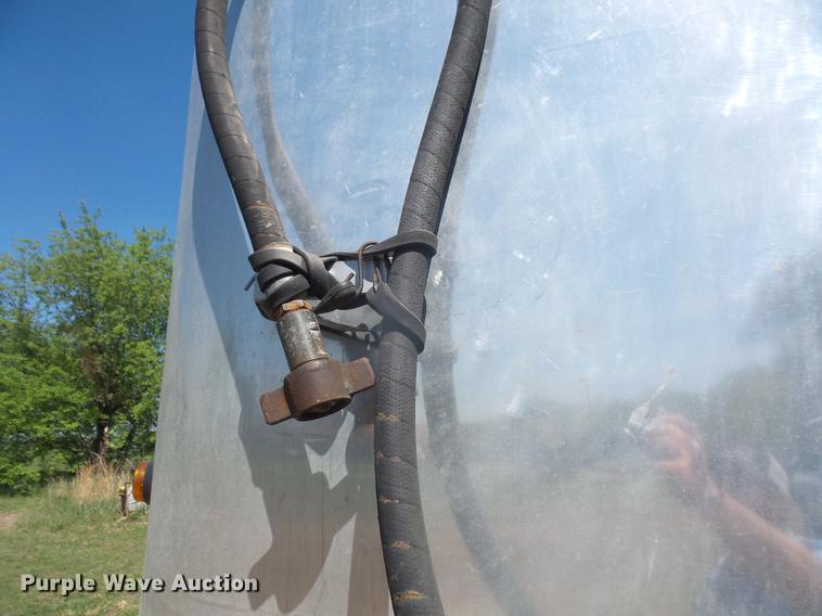 image for item DB6159 2002 East end dump trailer