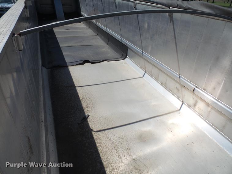 image for item DB6159 2002 East end dump trailer