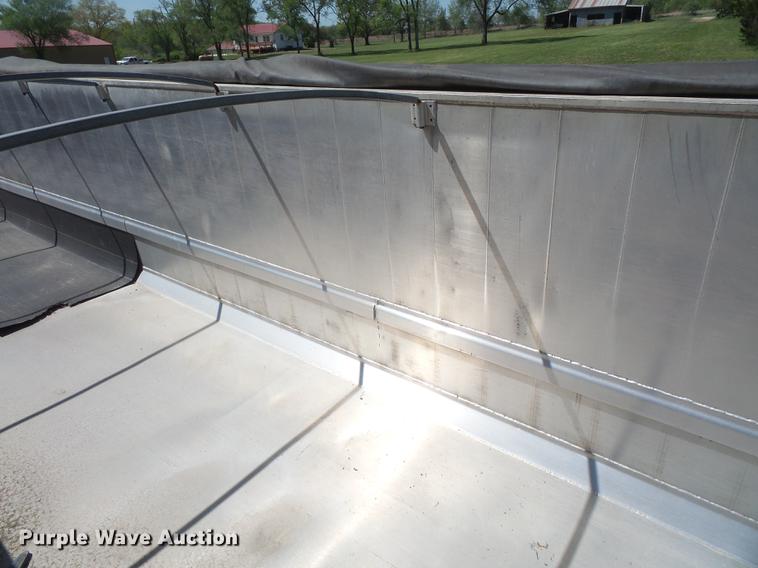 image for item DB6159 2002 East end dump trailer