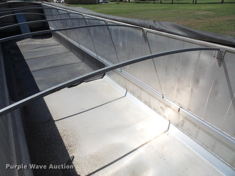 image for item DB6159 2002 East end dump trailer