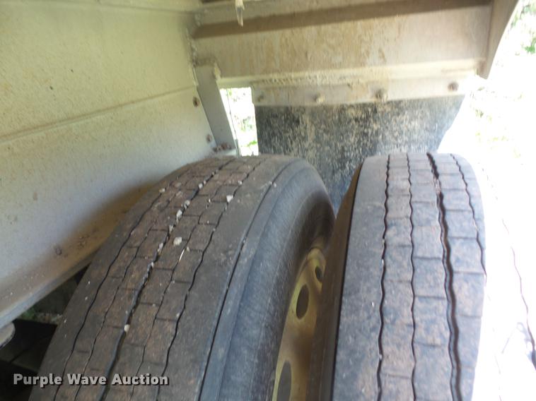 image for item DB6159 2002 East end dump trailer