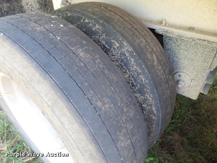 image for item DB6159 2002 East end dump trailer