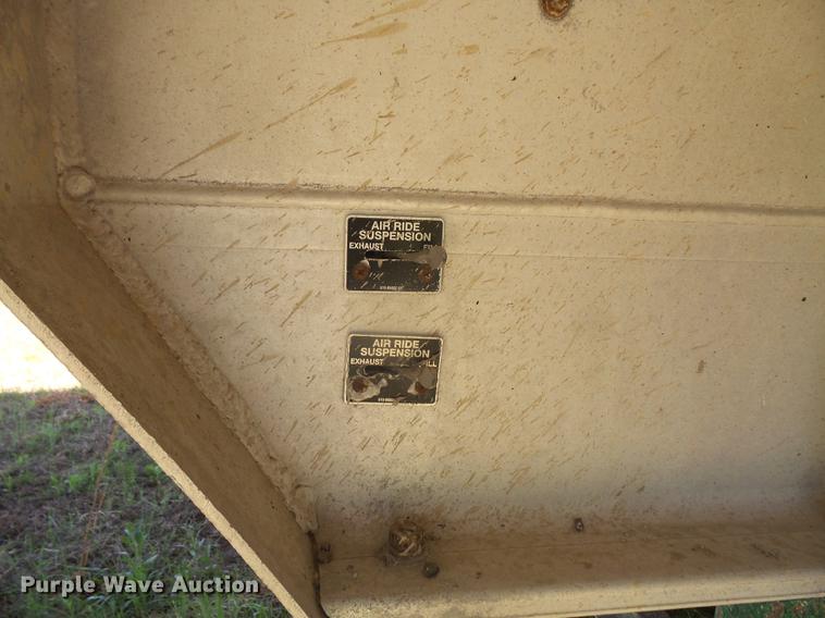 image for item DB6159 2002 East end dump trailer