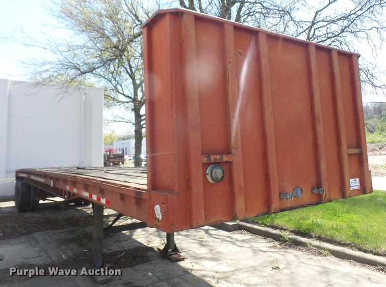 image for item DB6177 1983 SPC flatbed trailer