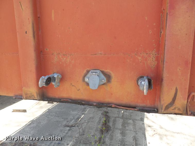 image for item DB6177 1983 SPC flatbed trailer