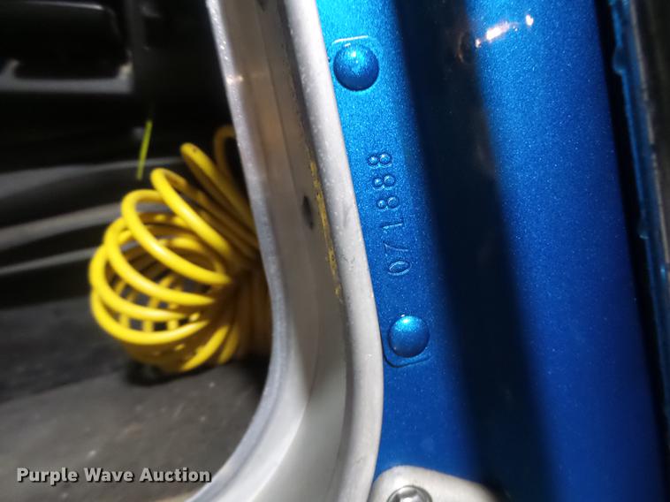 image for item DB9818 2005 Kenworth W900 semi truck