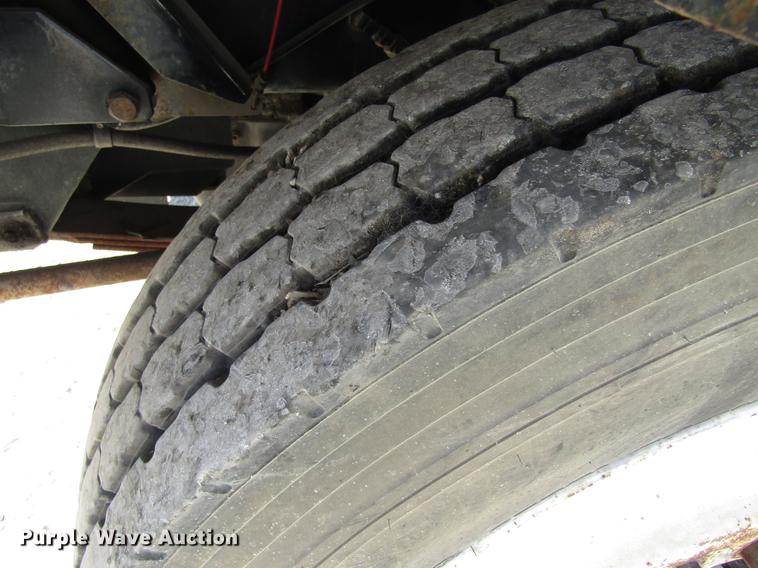 image for item DC7908 1998 Ottawa Commando 50S yard truck