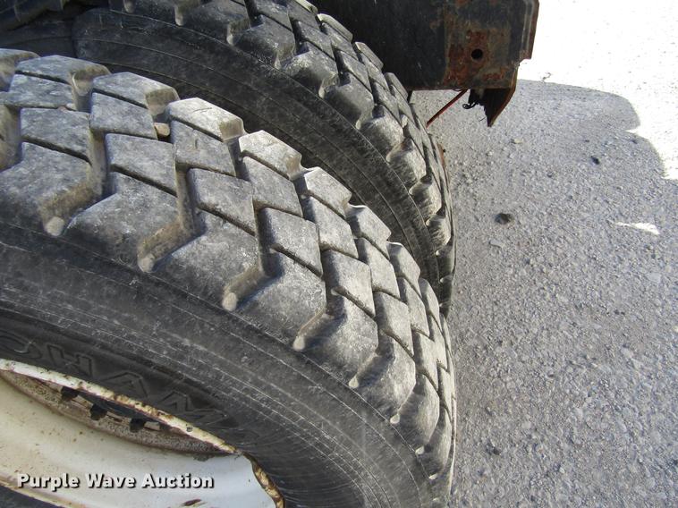 image for item DC7908 1998 Ottawa Commando 50S yard truck